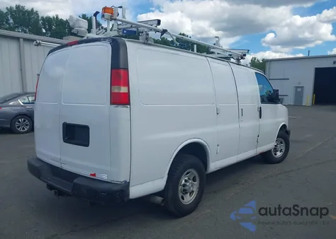 2015 Chevrolet Express 2500 Work Van из США, поврежденный, VIN 1GCWGFCF6F1151954